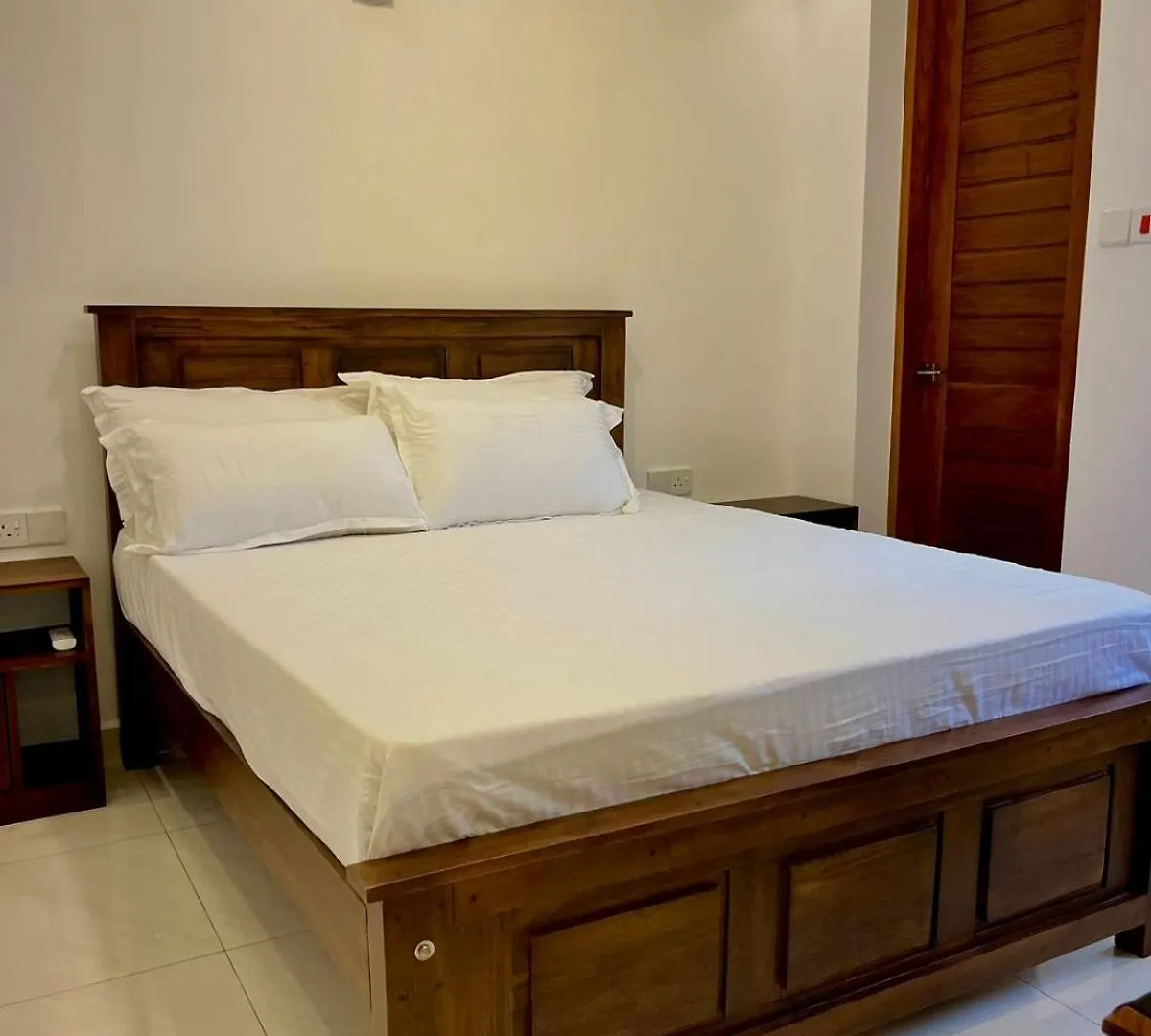 Kandy Breeze City Hotel Sri Lanka